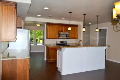 172 SE Yorktown Drive, Grants Pass, OR 97527 - Photo 7