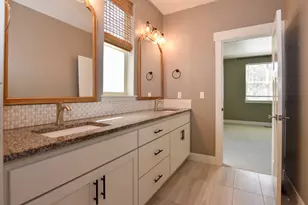 21362 Bear Creek Rd, Bend, OR 97702 - Photo 27