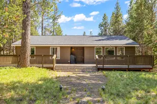 17097 Merganser Dr, Bend, OR 97707 - Photo 1