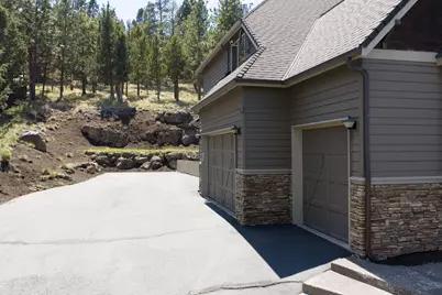 3193 NW Colonial Drive, Bend, OR 97703 - Photo 45