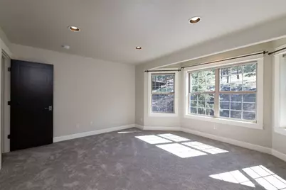 3193 NW Colonial Drive, Bend, OR 97703 - Photo 33