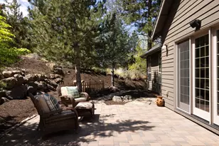 3193 N W Colonial Dr, Bend, OR 97703 - Photo 43