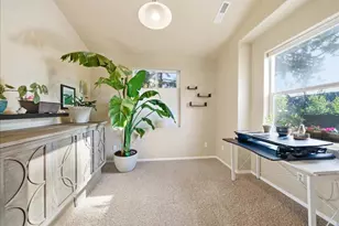 723 N Freemont St, Sisters, OR 97759 - Photo 5
