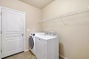 723 N Freemont St, Sisters, OR 97759 - Photo 19