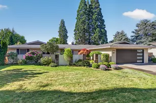 2432 London Cir, Medford, OR 97504 - Photo 1