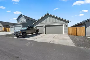 3734 SW Lava Pl, Redmond, OR 97756 - Photo 21