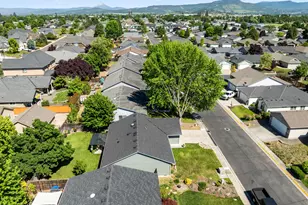 1935 Walnut Grove Ln, Central Point, OR 97502 - Photo 43