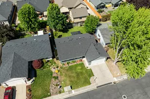 1935 Walnut Grove Ln, Central Point, OR 97502 - Photo 29