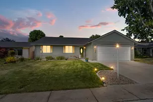 1935 Walnut Grove Ln, Central Point, OR 97502 - Photo 41