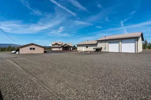11248 SW Peninsula Dr, Terrebonne, OR 97760 - Photo 3