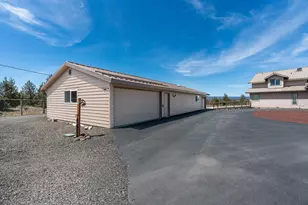 11248 SW Peninsula Dr, Terrebonne, OR 97760 - Photo 7