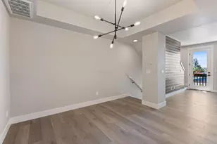 20520 NE Empire Ave, Bend, OR 97701 - Photo 5