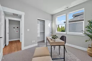 20520 NE Empire Ave, Bend, OR 97701 - Photo 25