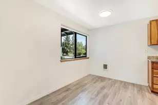 1916 NE Wichita Way, Bend, OR 97701 - Photo 9