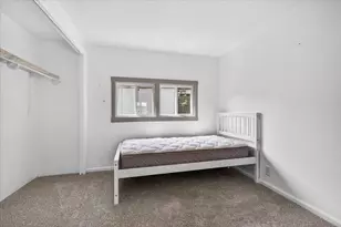 2252 Table Rock Rd, Medford, OR 97501 - Photo 13