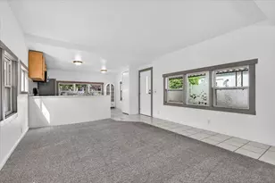 2252 Table Rock Rd, Medford, OR 97501 - Photo 7