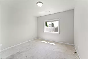 103 Greenmoor Dr, Eagle Point, OR 97524 - Photo 23