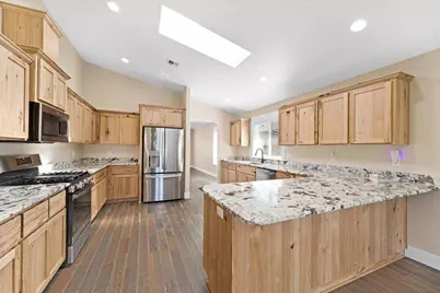 2953 Naples Drive, Grants Pass, OR 97527 - Photo 9