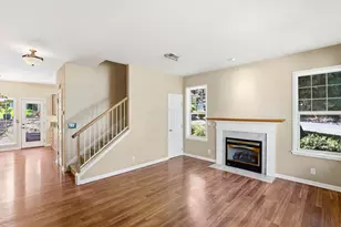 140 Jackson Creek Dr, Jacksonville, OR 97530 - Photo 3