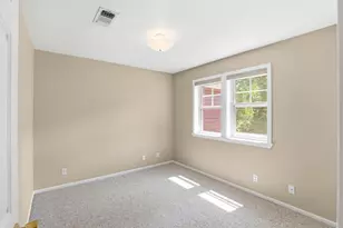 140 Jackson Creek Dr, Jacksonville, OR 97530 - Photo 17