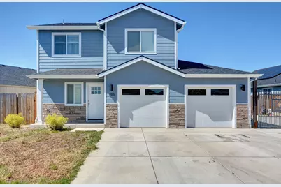 266 Reanna Way, Medford, OR 97501 - Photo 1