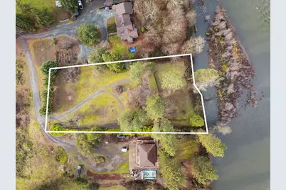 8730 Rogue River Highway, Grants Pass, OR 97527 - Photo 5