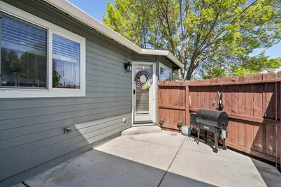 3015 Merriman Road #12, Medford, OR 97501 - Photo 9