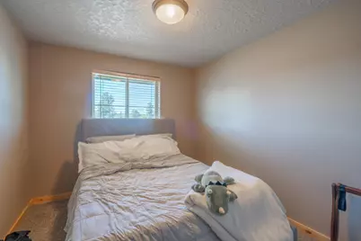 8475 NW Eagle Drive, Redmond, OR 97756 - Photo 15