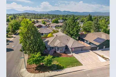 2928 Flint Ridge Avenue, Medford, OR 97504 - Photo 29
