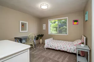 2928 Flint Ridge Ave, Medford, OR 97504 - Photo 13