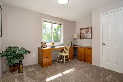 2928 Flint Ridge Avenue, Medford, OR 97504 - Photo 17
