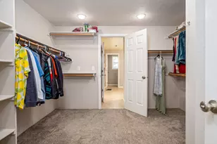 2928 Flint Ridge Ave, Medford, OR 97504 - Photo 15