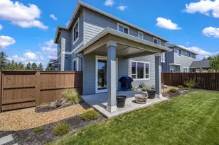60933 SE Sydney Harbor Ct, Bend, OR 97702 - Photo 39