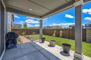 60933 SE Sydney Harbor Ct, Bend, OR 97702 - Photo 37
