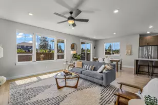 60933 SE Sydney Harbor Ct, Bend, OR 97702 - Photo 17
