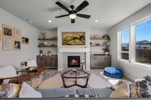 60933 SE Sydney Harbor Ct, Bend, OR 97702 - Photo 15