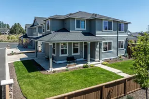 60933 SE Sydney Harbor Ct, Bend, OR 97702 - Photo 41
