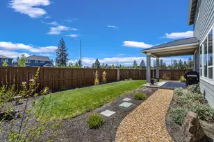 60933 SE Sydney Harbor Ct, Bend, OR 97702 - Photo 41