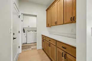 396 Randy St, Ashland, OR 97520 - Photo 17