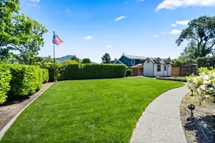 2642 Hawaiian Ave, Medford, OR 97504 - Photo 45