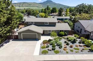 2642 Hawaiian Ave, Medford, OR 97504 - Photo 59