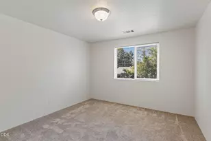[Address not provided], Grants Pass, OR 97527 - Photo 23