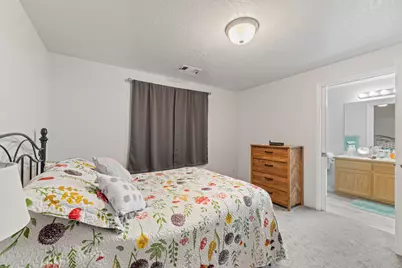 [Address not provided], Grants Pass, OR 97527 - Photo 7