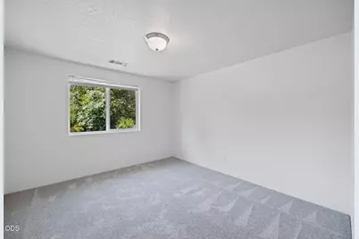 [Address not provided], Grants Pass, OR 97527 - Photo 11