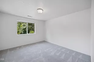 [Address not provided], Grants Pass, OR 97527 - Photo 11