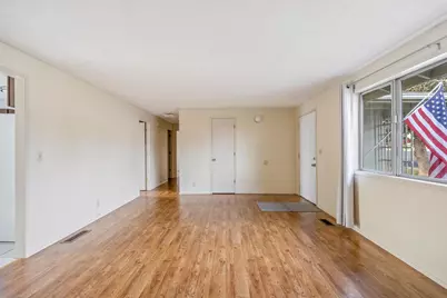 563 SW 2nd Street, Madras, OR 97741 - Photo 5