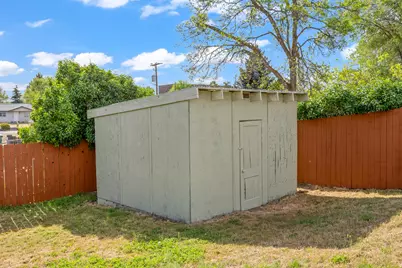 563 SW 2nd Street, Madras, OR 97741 - Photo 25