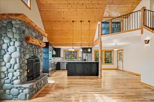 20735 Mini Ln, Bend, OR 97702 - Photo 11