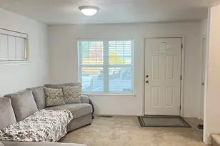 450 Midway Rd, Medford, OR 97501 - Photo 9