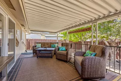 2648 NE Wintergreen Drive, Bend, OR 97701 - Photo 9